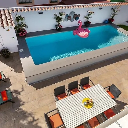 Spanish Style, Elegant 3 Bedroom - 5 Minutes From The Beach! Marbella